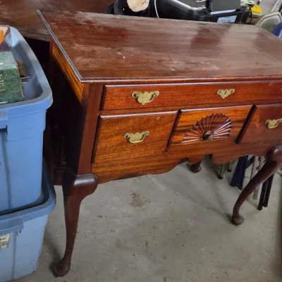 Sale Photo Thumbnail #28: Queen Anne lowboy