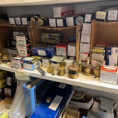Estate sale photo