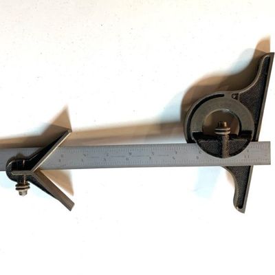 LS Starrett metal working machinist square