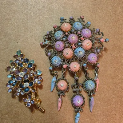 Sale Photo Thumbnail #241
