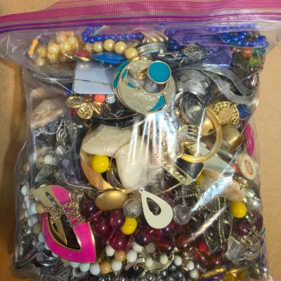 Sale Photo Thumbnail #575
