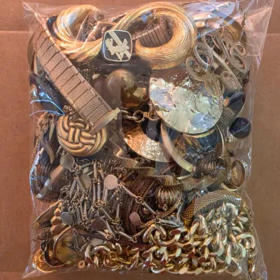 Sale Photo Thumbnail #127