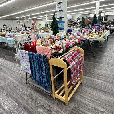 Sale Photo Thumbnail #178