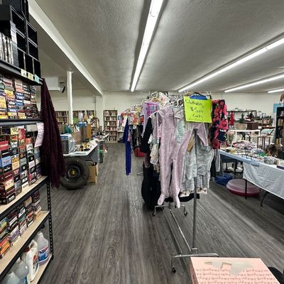 Sale Photo Thumbnail #256