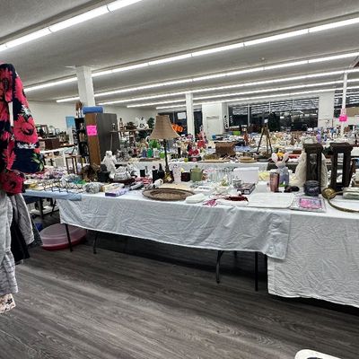 Sale Photo Thumbnail #255