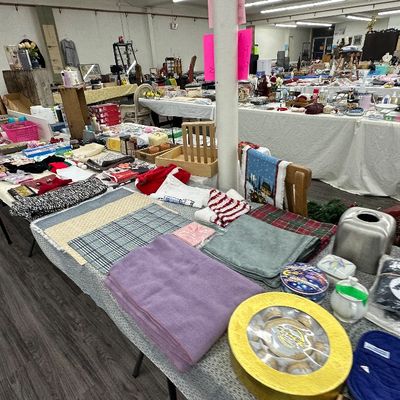 Sale Photo Thumbnail #102