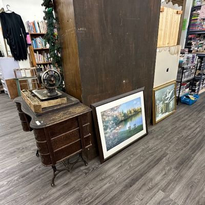 Sale Photo Thumbnail #262