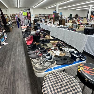 Sale Photo Thumbnail #261
