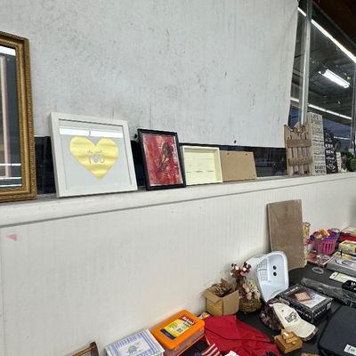 Sale Photo Thumbnail #133