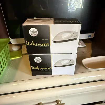 Sale Photo Thumbnail #20: Italsteam professional travel steam iron