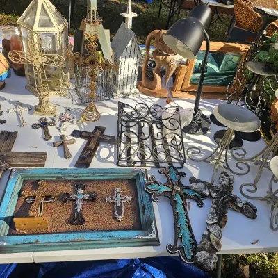 Sale Photo Thumbnail #98