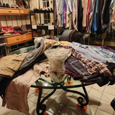 Sale Photo Thumbnail #35