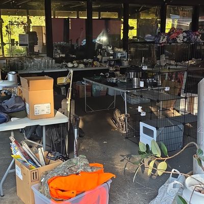 Sale Photo Thumbnail #136: Estate Sale Inventory Lot