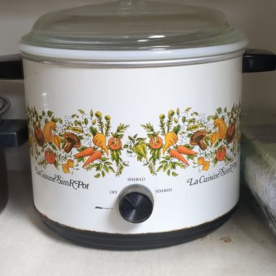 Sale Photo Thumbnail #272: Kmart La Cuisine Sim-R-Pot Slow Cooker