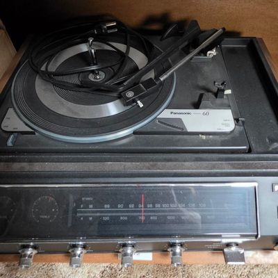 Sale Photo Thumbnail #153: Panasonic Model 60 Vintage Stereo Record Player