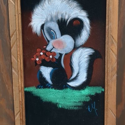 Sale Photo Thumbnail #232: Vintage Velvet Painting of a Skunk