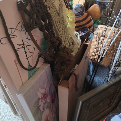 Sale Photo Thumbnail #230: Assorted Home Decor Lot (Macrame, Art, and Decorative Bee)