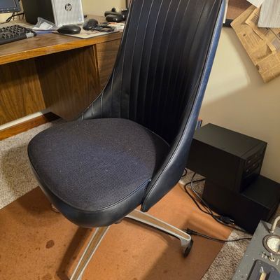 Sale Photo Thumbnail #159: Vintage Chromcraft Mid-Century Modern Swivel Chair