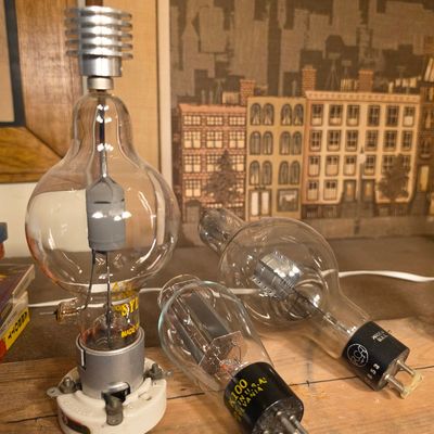 Sale Photo Thumbnail #199: Vintage Vacuum Tube Collection: Eimac 100TH and RCA/Sylvania Tubes