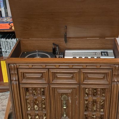 Zenith Allegro Console Stereo