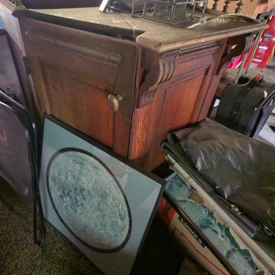Antique Oak Washstand with Gallery Rail