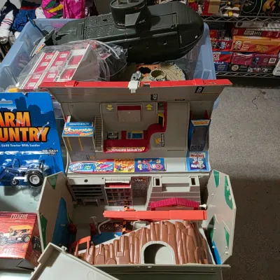 Sale Photo Thumbnail #219