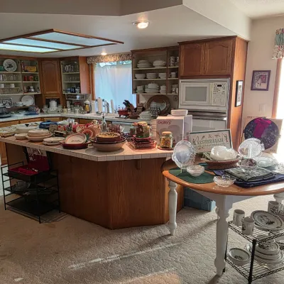 Sale Photo Thumbnail #171