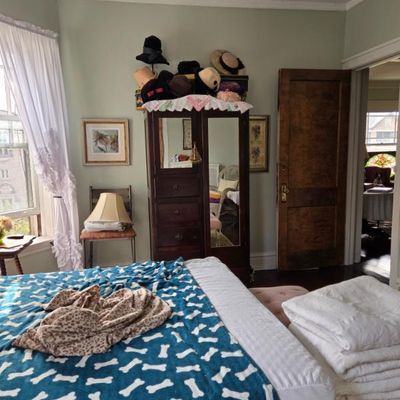 Sale Photo Thumbnail #10: Armoire, Vintage Hats
