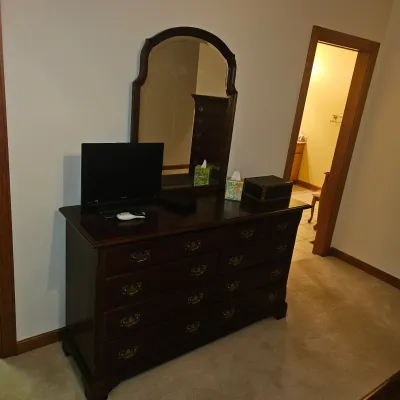 Sale Photo Thumbnail #46