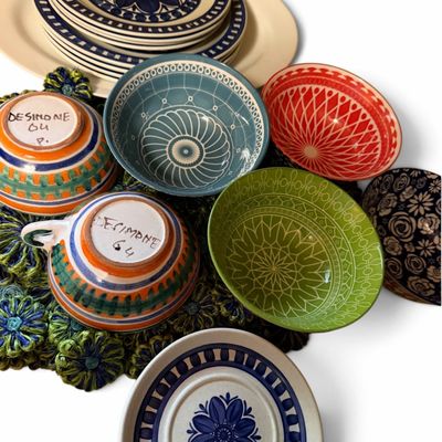 Sale Photo Thumbnail #197: There is a huge selection of Beautiful items in this Online sale.  You are bidding on all items in the photo unless stated otherwise.  Purchases are charged at the close of the auction. Shipping, when available, is only to addresses entered in estatesales