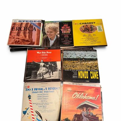 Sale Photo Thumbnail #16: There is a huge selection of Beautiful items in this Online sale.  You are bidding on all items in the photo unless stated otherwise.  Purchases are charged at the close of the auction. Shipping, when available, is only to addresses entered in estatesales