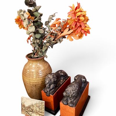 Sale Photo Thumbnail #255: There is a huge selection of Beautiful items in this Online sale.  You are bidding on all items in the photo unless stated otherwise.  Purchases are charged at the close of the auction. Shipping, when available, is only to addresses entered in estatesales