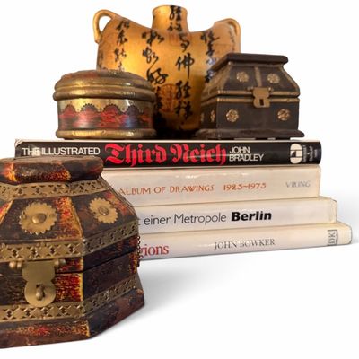 Sale Photo Thumbnail #98: There is a huge selection of Beautiful items in this Online sale.  You are bidding on all items in the photo unless stated otherwise.  Purchases are charged at the close of the auction. Shipping, when available, is only to addresses entered in estatesales