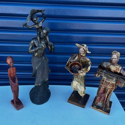 Sale Photo Thumbnail #61: Variety of items, from vintage glass to furniture, to art!