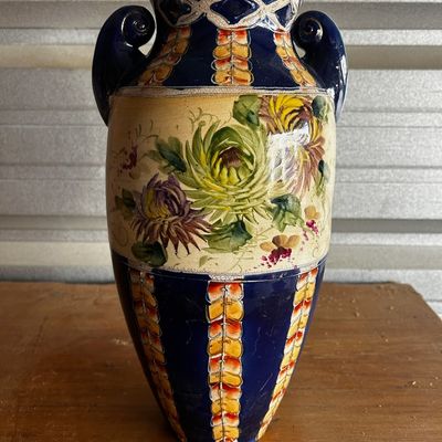 Sale Photo Thumbnail #3: Variety of items, from vintage glass to furniture, to art!