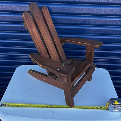 Sale Photo Thumbnail #7: Variety of items, from vintage glass to furniture, to art!