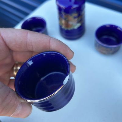 Sale Photo Thumbnail #24: Variety of items, from vintage glass to furniture, to art!
