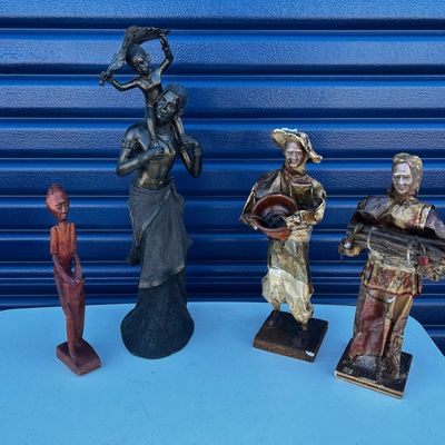 Sale Photo Thumbnail #60: Variety of items, from vintage glass to furniture, to art!