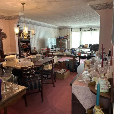 Sale Photo Thumbnail #20
