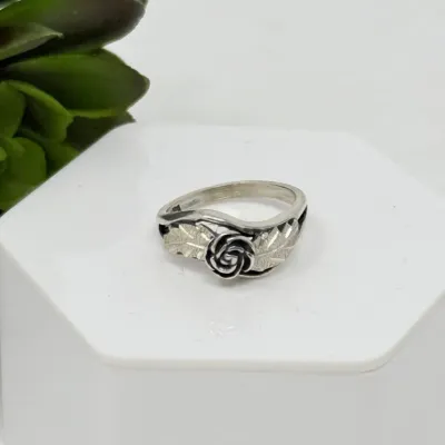 Sale Photo Thumbnail #33