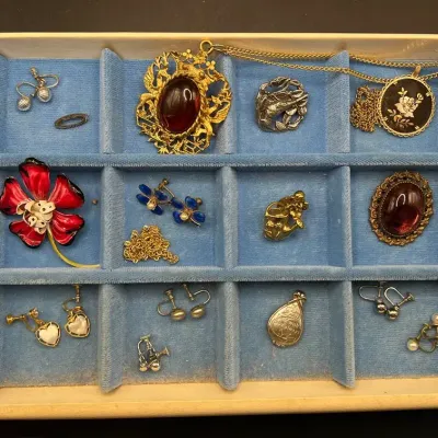 Antique & Vintage Jewellery Collection