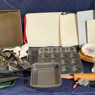 Kitchen, Baking, and Miscellaneous Cookware