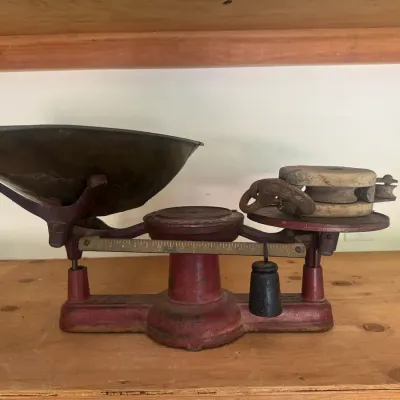 Howe Co. Cast Iron Balance Scale