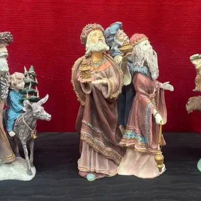 Duncan Royale Figurines - History of Santa- Limited Edition #2