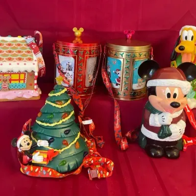 Disney Parks Holiday Popcorn Buckets 