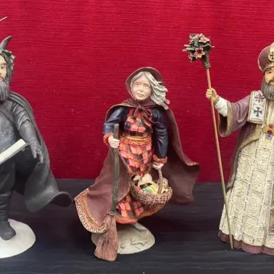 Duncan Royale Figurines, History of Santa - Limited Edition #1