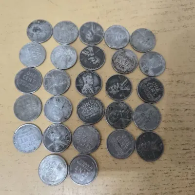 Sale Photo Thumbnail #18: 27 Steel Lincoln Wheat Pennies