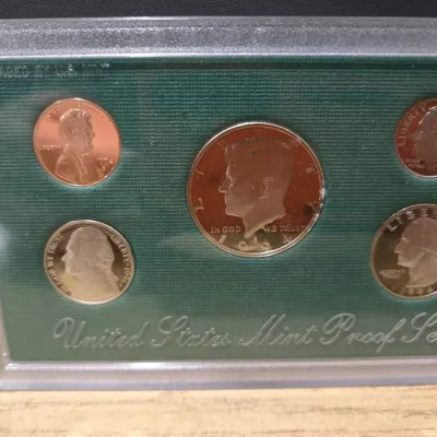 Sale Photo Thumbnail #38: Proof Set 1994