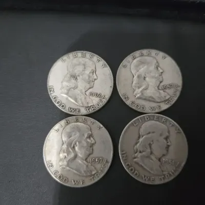 Sale Photo Thumbnail #26: Franklin Half Dollars 90% Silver
