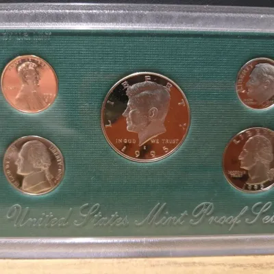 Sale Photo Thumbnail #32: Proof Set 1995